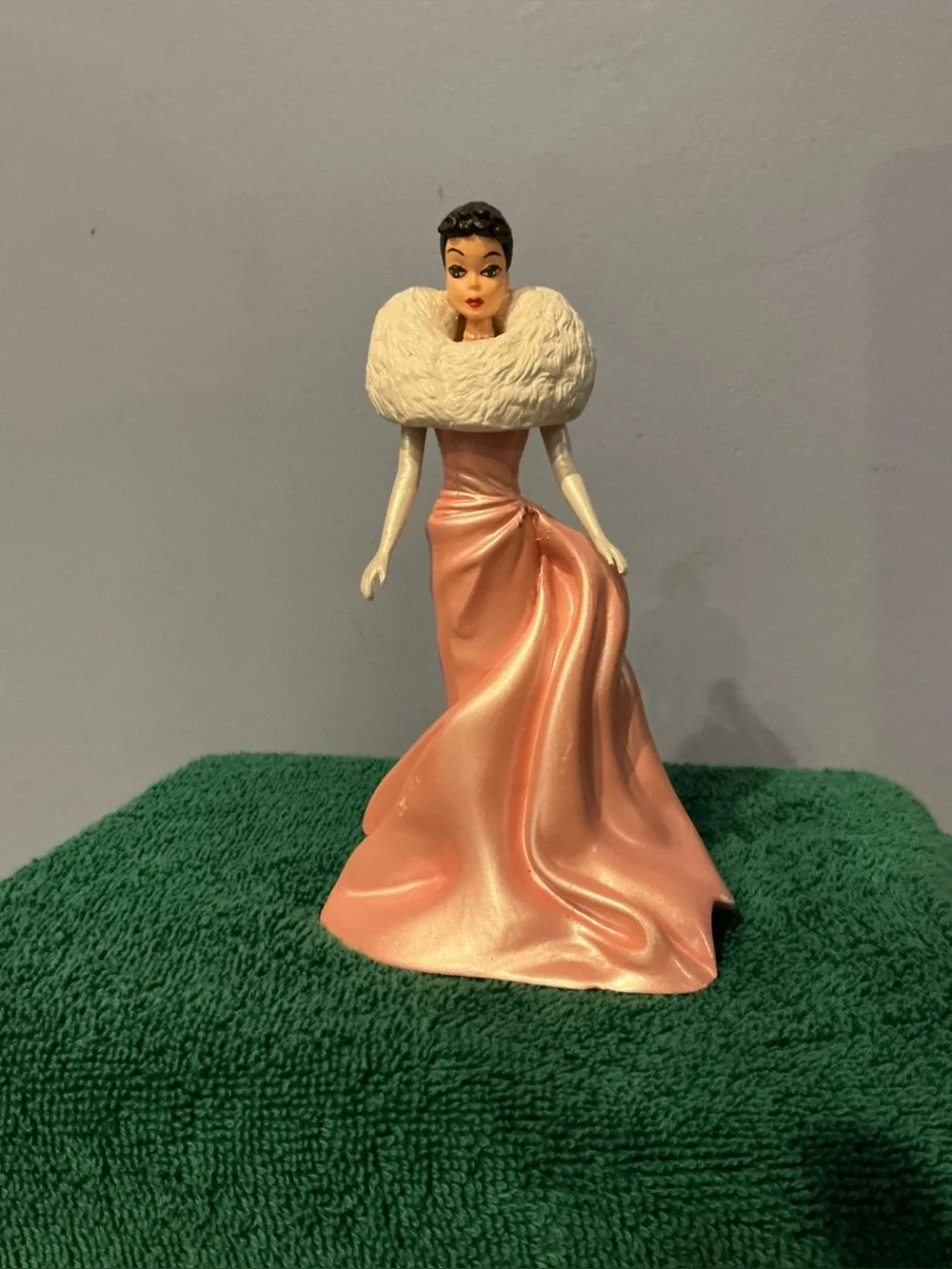 1995 Danbury Mint Classic Barbie Figurine Enchanted Evening 1961